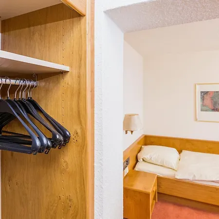 Ej9 Downtown Apartmanhotel